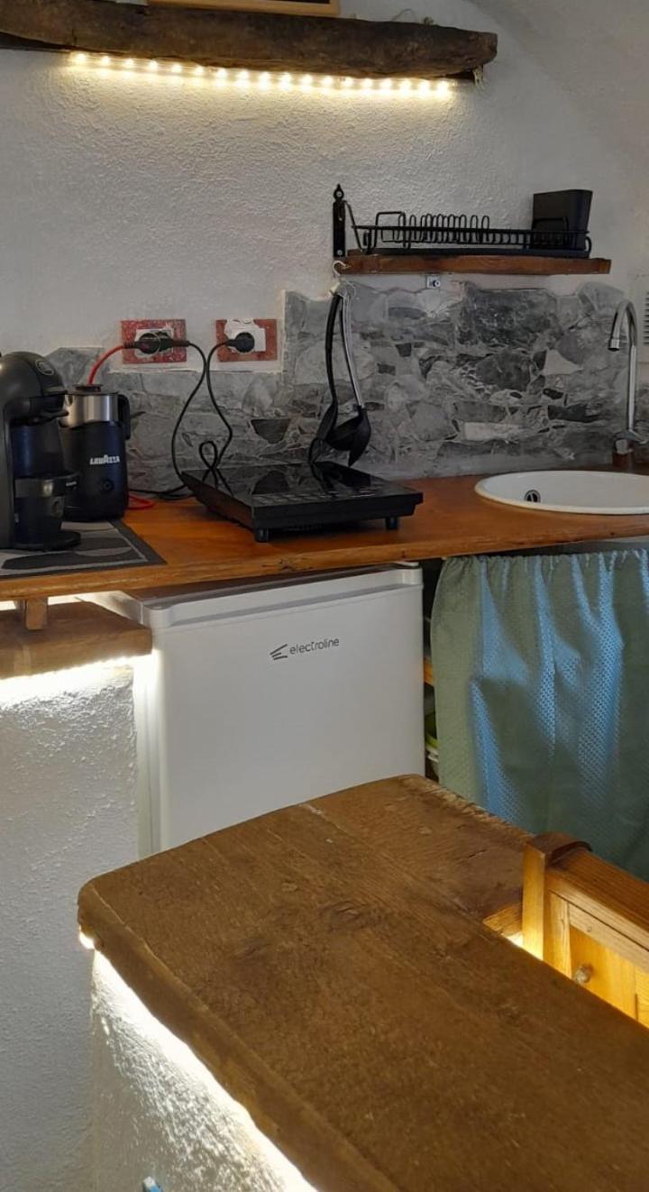 B&B 8A Castelbianco Colletta Bagian luar foto
