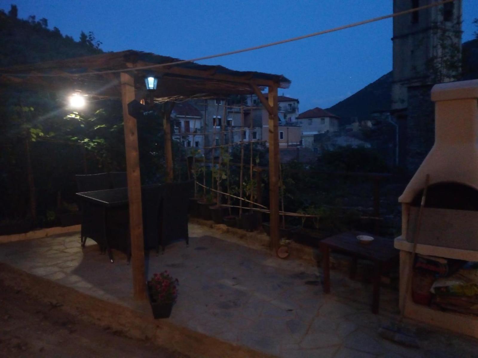 B&B 8A Castelbianco Colletta Bagian luar foto