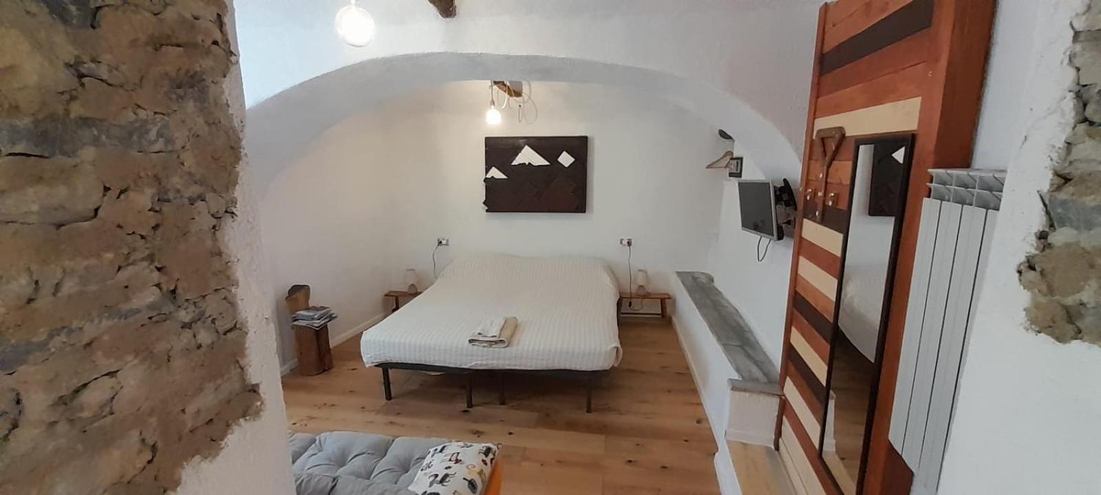 B&B 8A Castelbianco Colletta Bagian luar foto