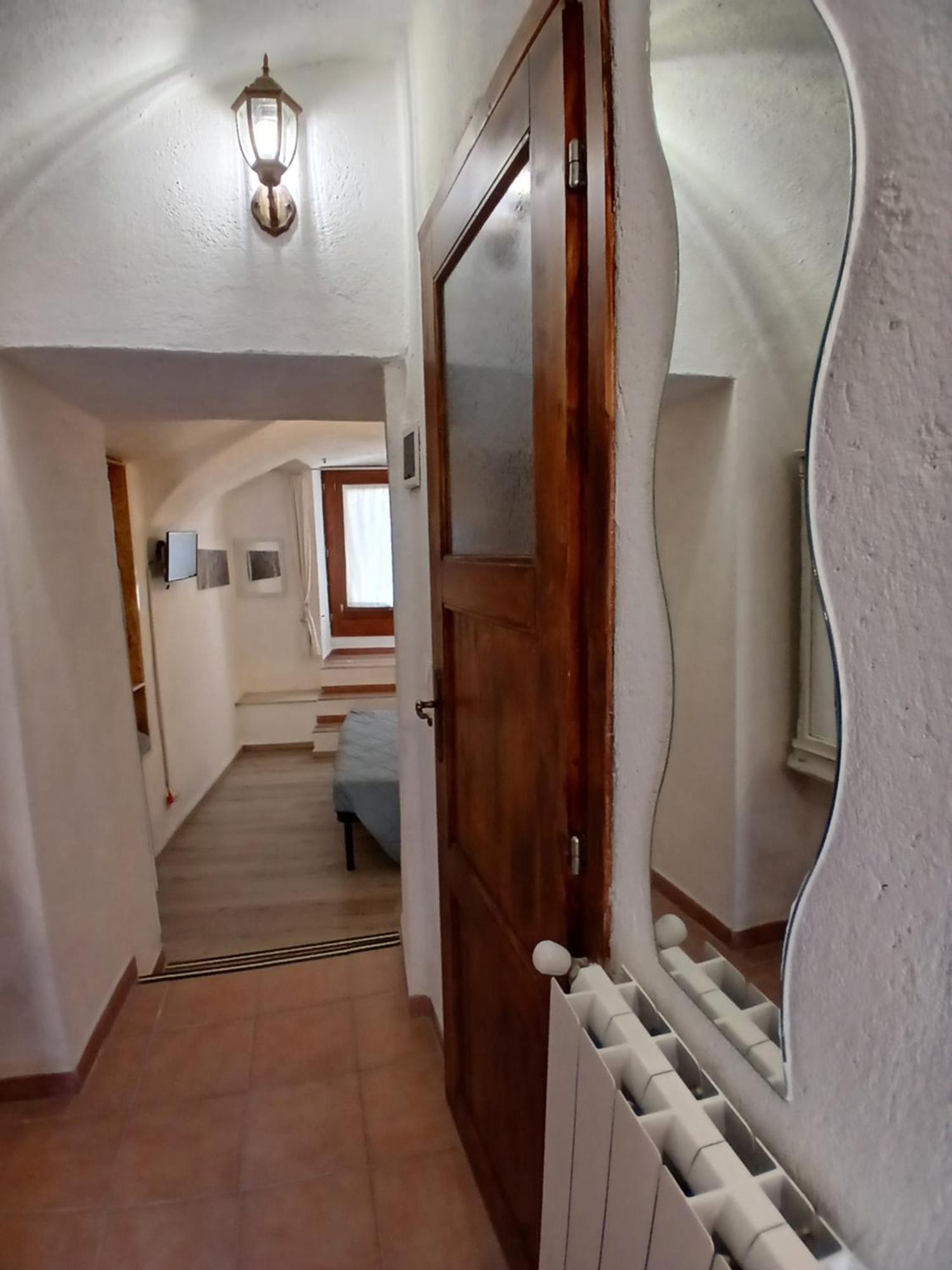 B&B 8A Castelbianco Colletta Bagian luar foto
