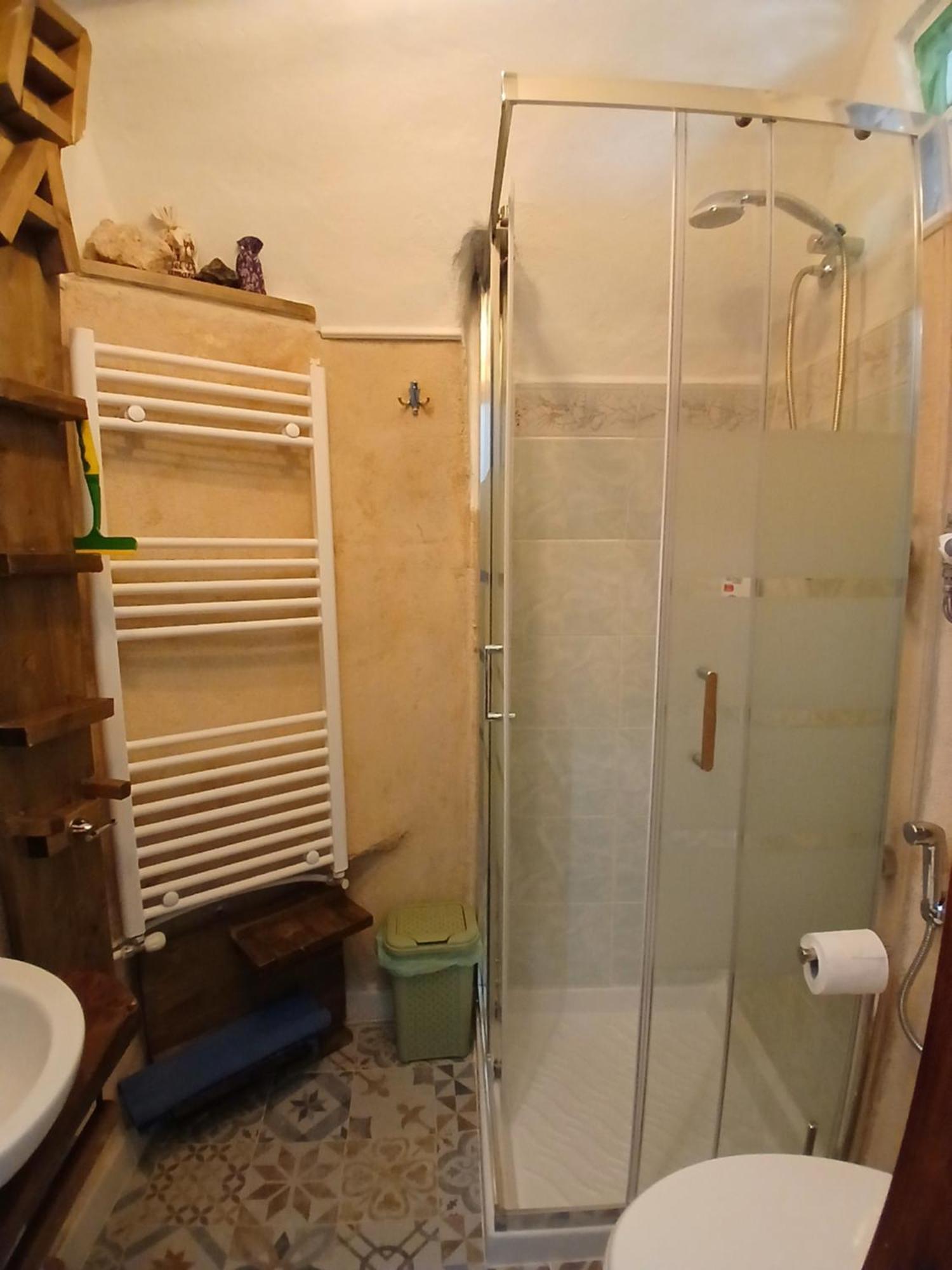 B&B 8A Castelbianco Colletta Bagian luar foto