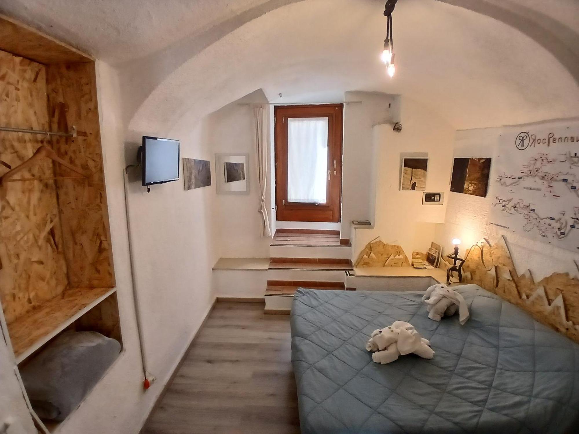 B&B 8A Castelbianco Colletta Bagian luar foto